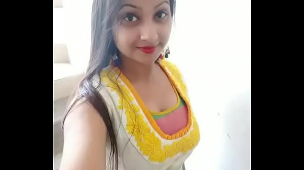 Sexy Desi Bhabi